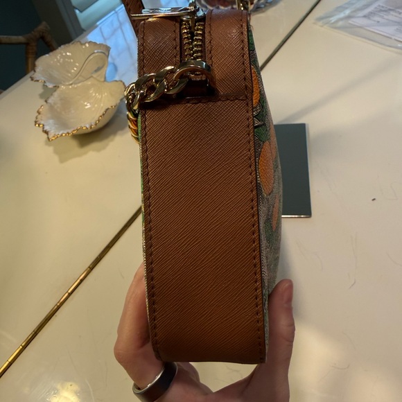 NWOT Rare Print Michael Kors Crossbody - Picture 7 of 11